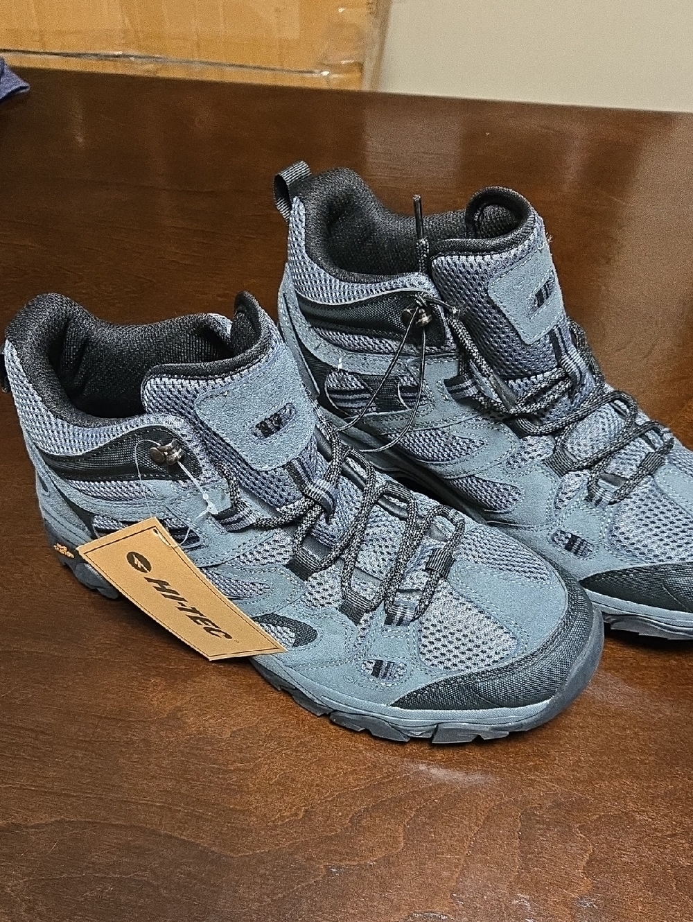Hi-Tec Men's Light Gray and Black Hiking Boots